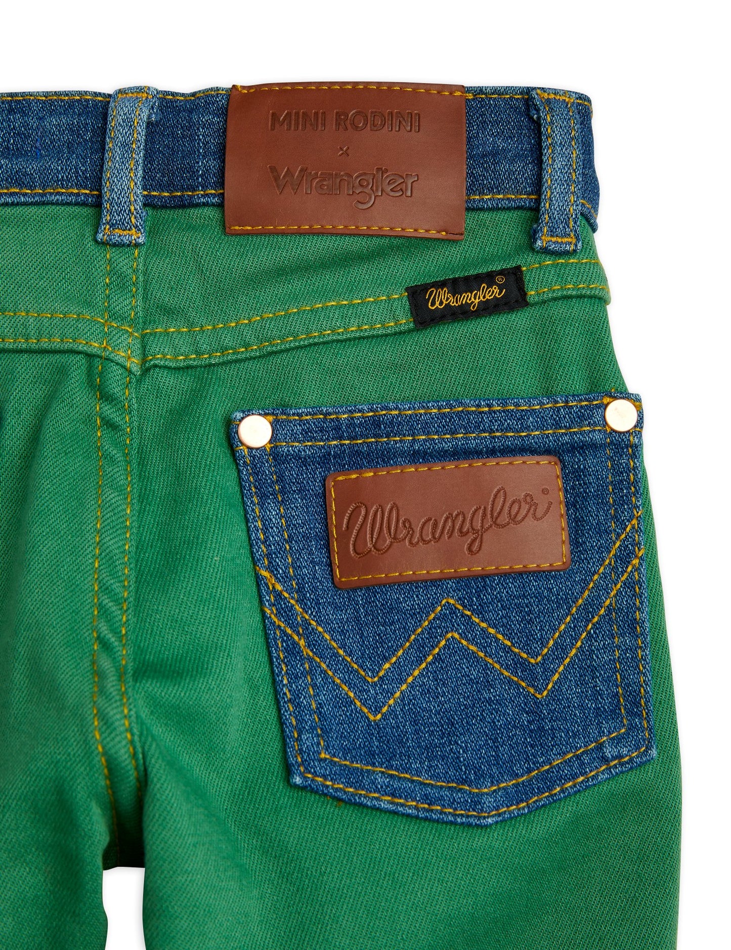 MR x WRANGLER Flared Jeans | PEACE DOVE Green