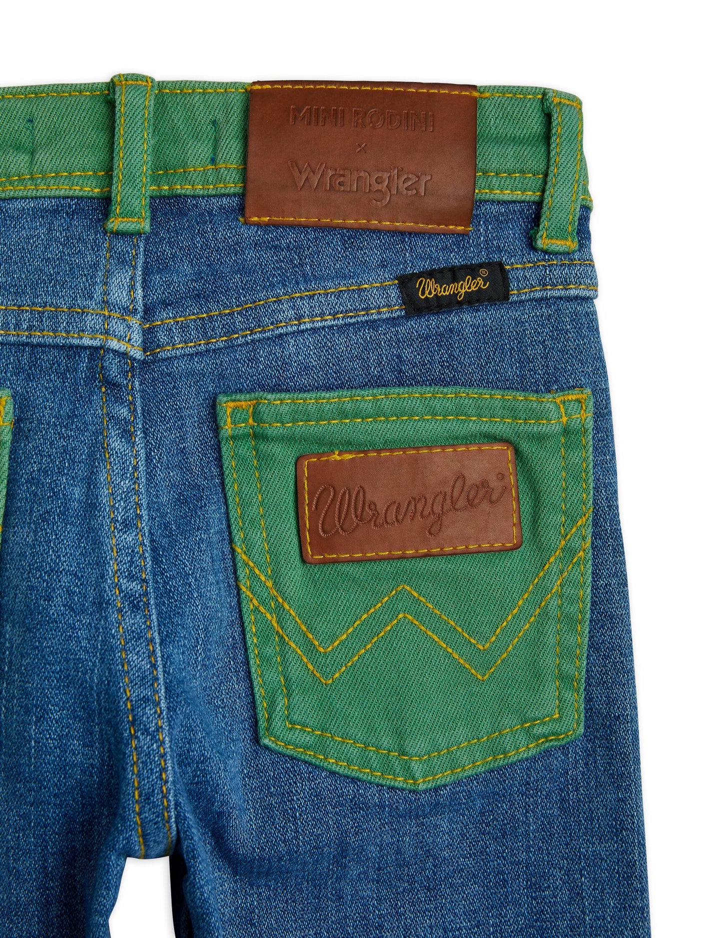 MR x WRANGLER Jeans | PEACE DOVE