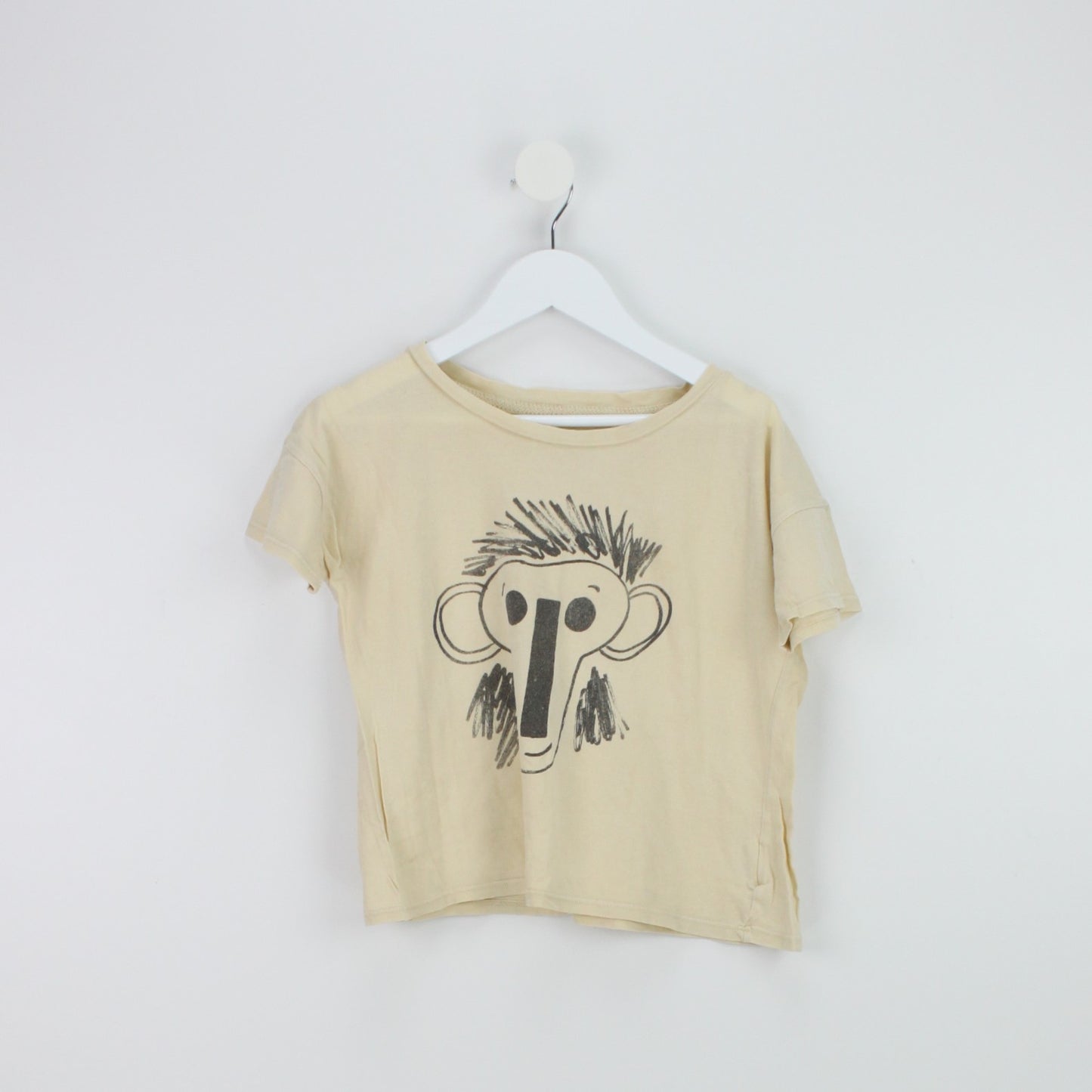 Pre-loved T-Shirt (6/7Y)