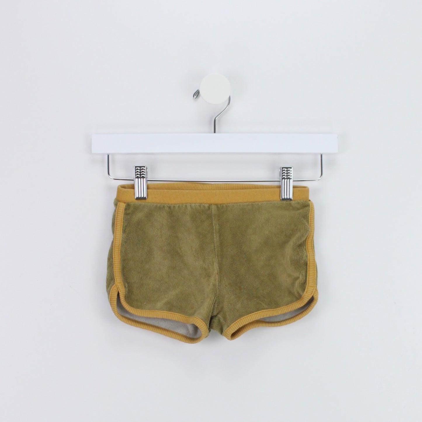 Pre-loved Velours Shorts (7/8Y)