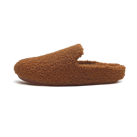 PRE-ORDER: ADULT | KUSH Fleece Slippers / Hausschuhe - CARAMEL