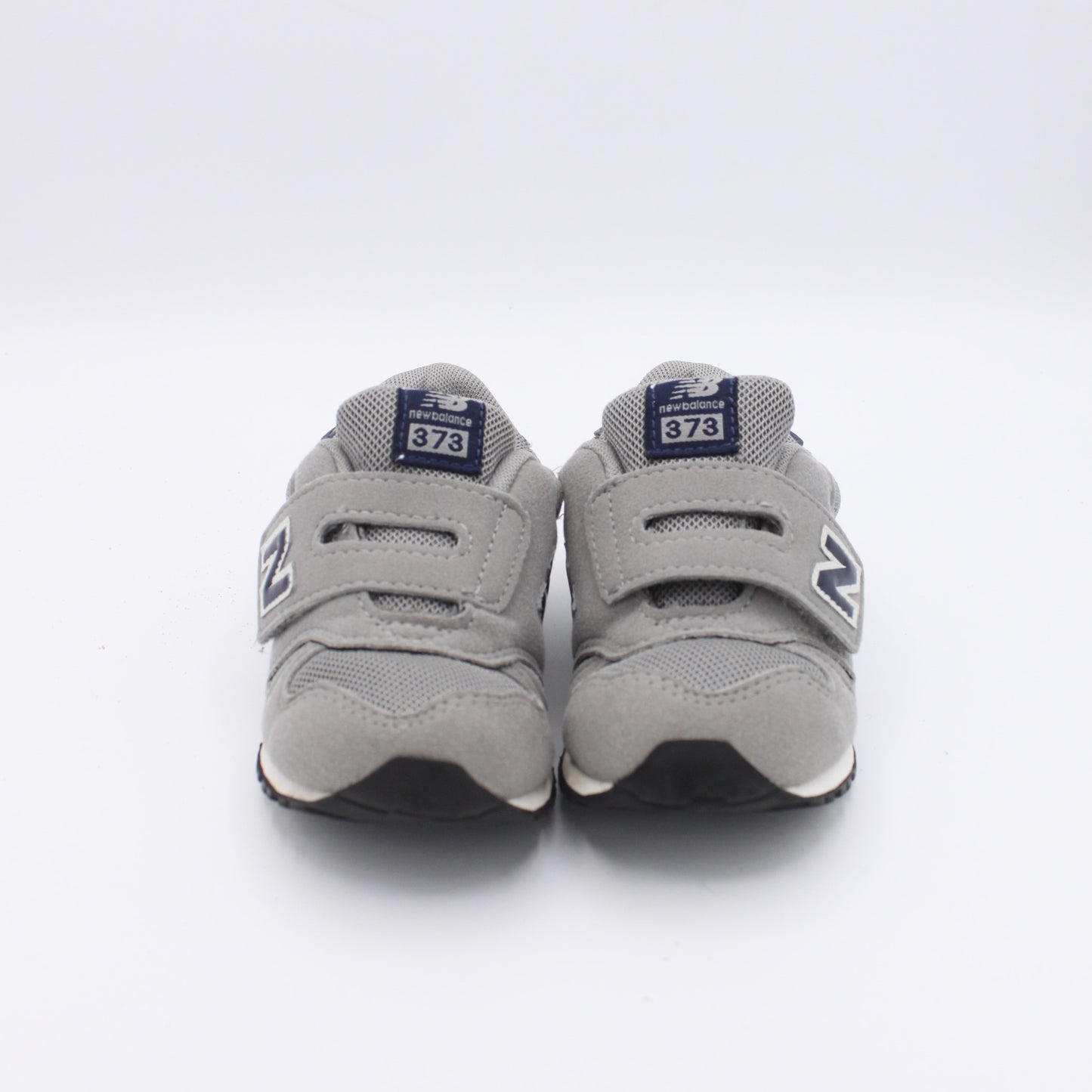 Pre-loved Sneakers (EU26)